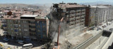 Depremin vurduğu Elazığ'da yıkımlar hızlandırıldı, 16 noktada çalışma başladı