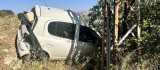 Elazığ'da otomobil şarampole uçtu: 2 yaralı